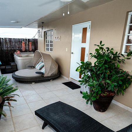 Luxury Retreat With Private Jacuzzi And Mountain Views Free Parking Διαμέρισμα Ponce Εξωτερικό φωτογραφία
